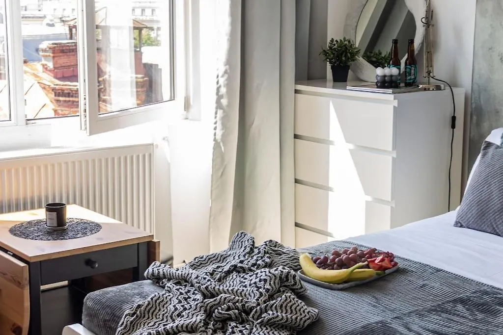 Cosy Nest M&N Condos Bucharest Romania
